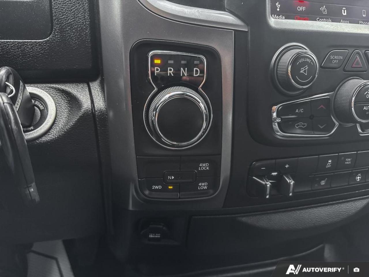 2021 RAM 1500 Classic WARLOCK / NO ACCIDENTS / 4X4 / HTD SEATS / V6 - Photo #18