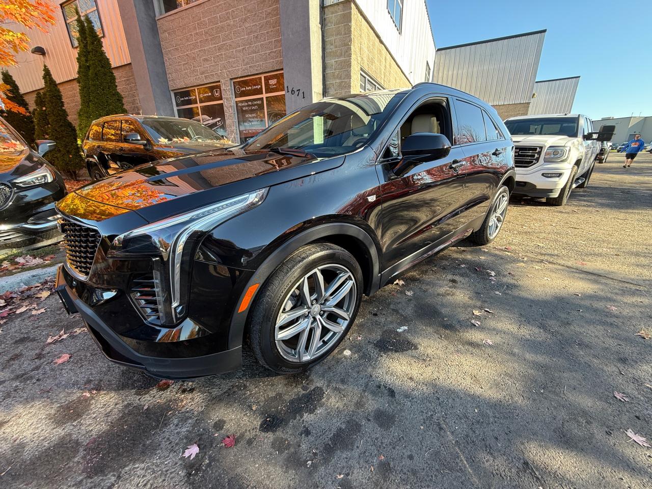 2019 Cadillac XT4 AWD Sport | 20inch Wheels | Gorgeous Interior! Photo2