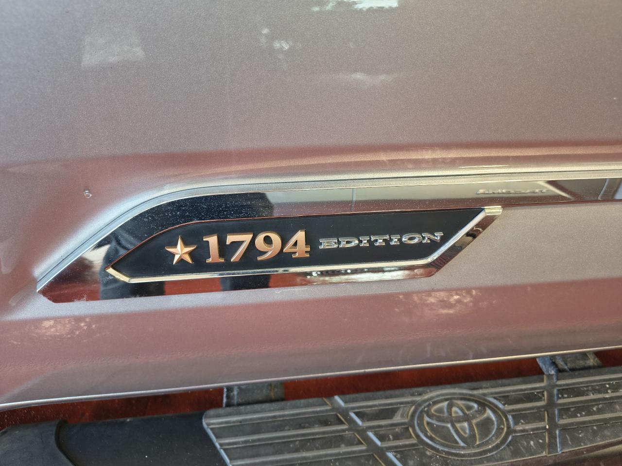 2024 Toyota Tundra Platinum Photo0