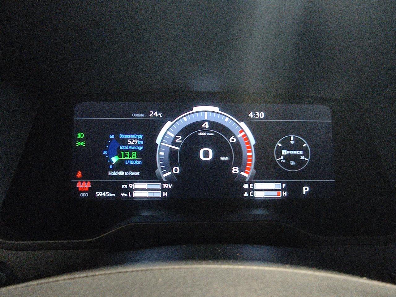 2024 Toyota Tundra Platinum Photo0