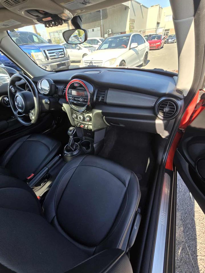 2014 MINI Cooper  - Photo #8
