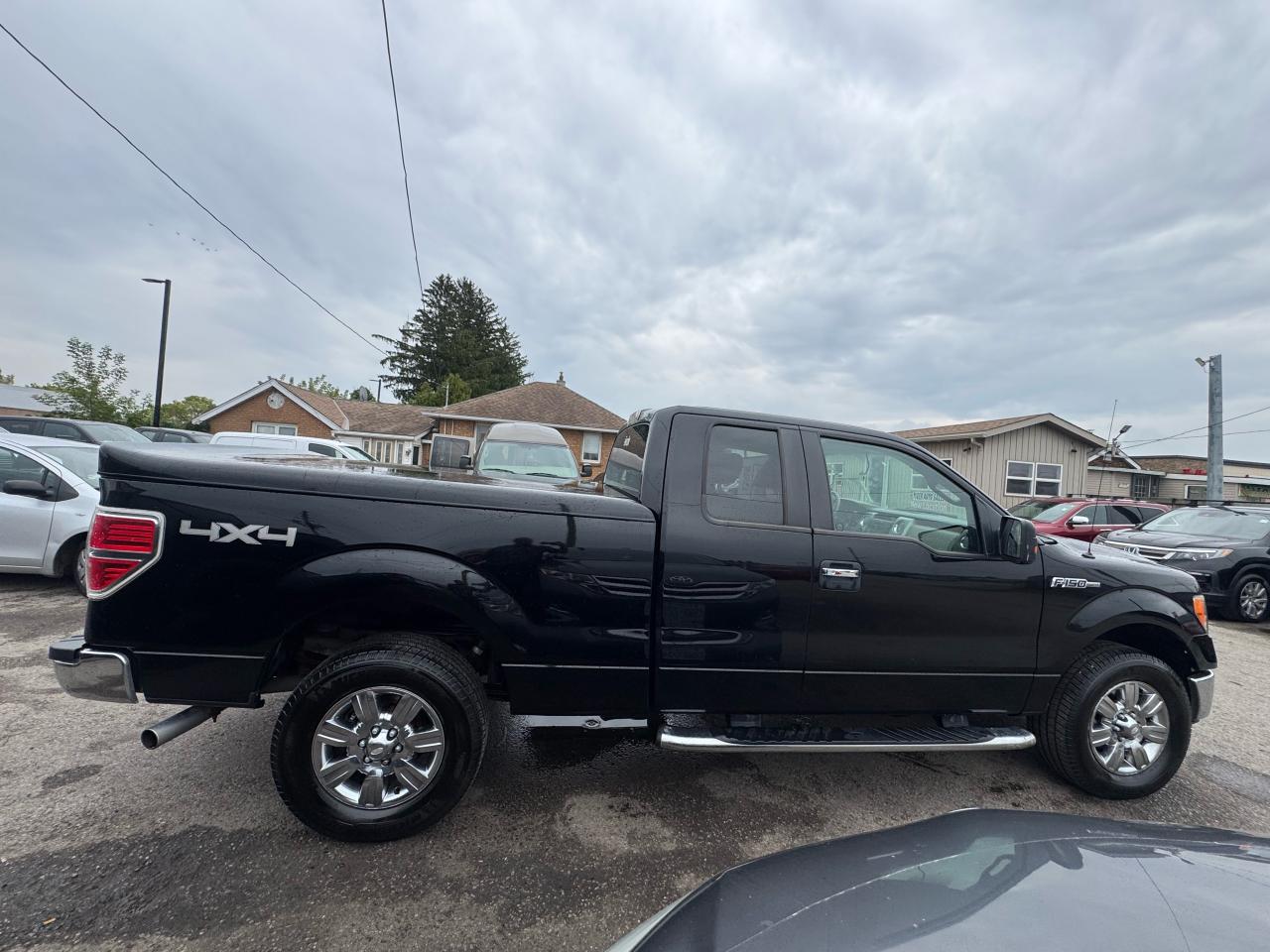 2009 Ford F-150 XLT, 5.4 V8, WELL MAINTAINED, 4X4, TOPPER - Photo #6