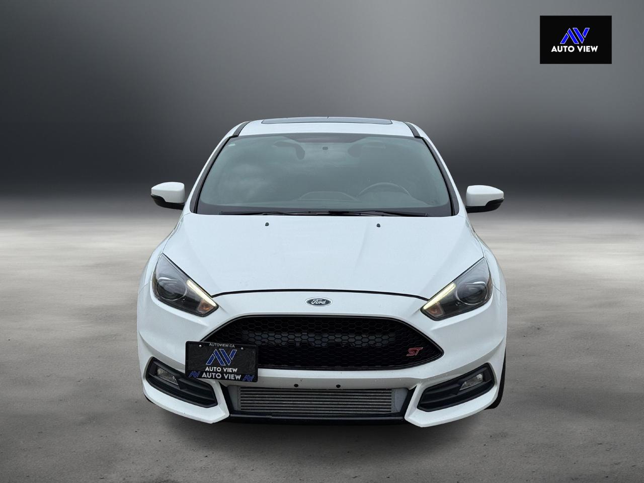 2018 Ford Focus ST **TASTEFULLY MODIFIED** - Photo #2
