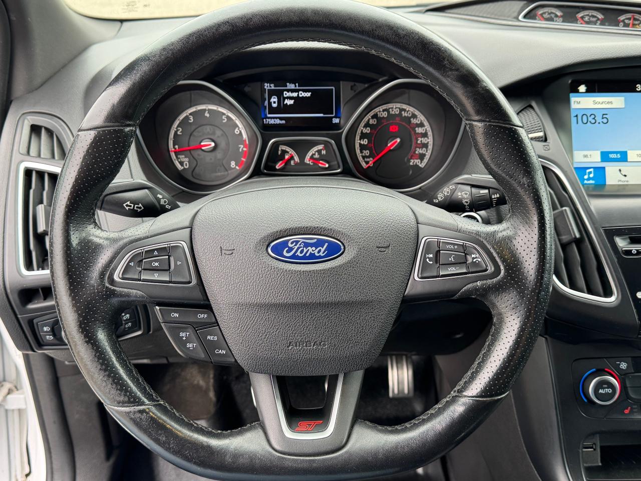 2018 Ford Focus ST **TASTEFULLY MODIFIED** - Photo #20