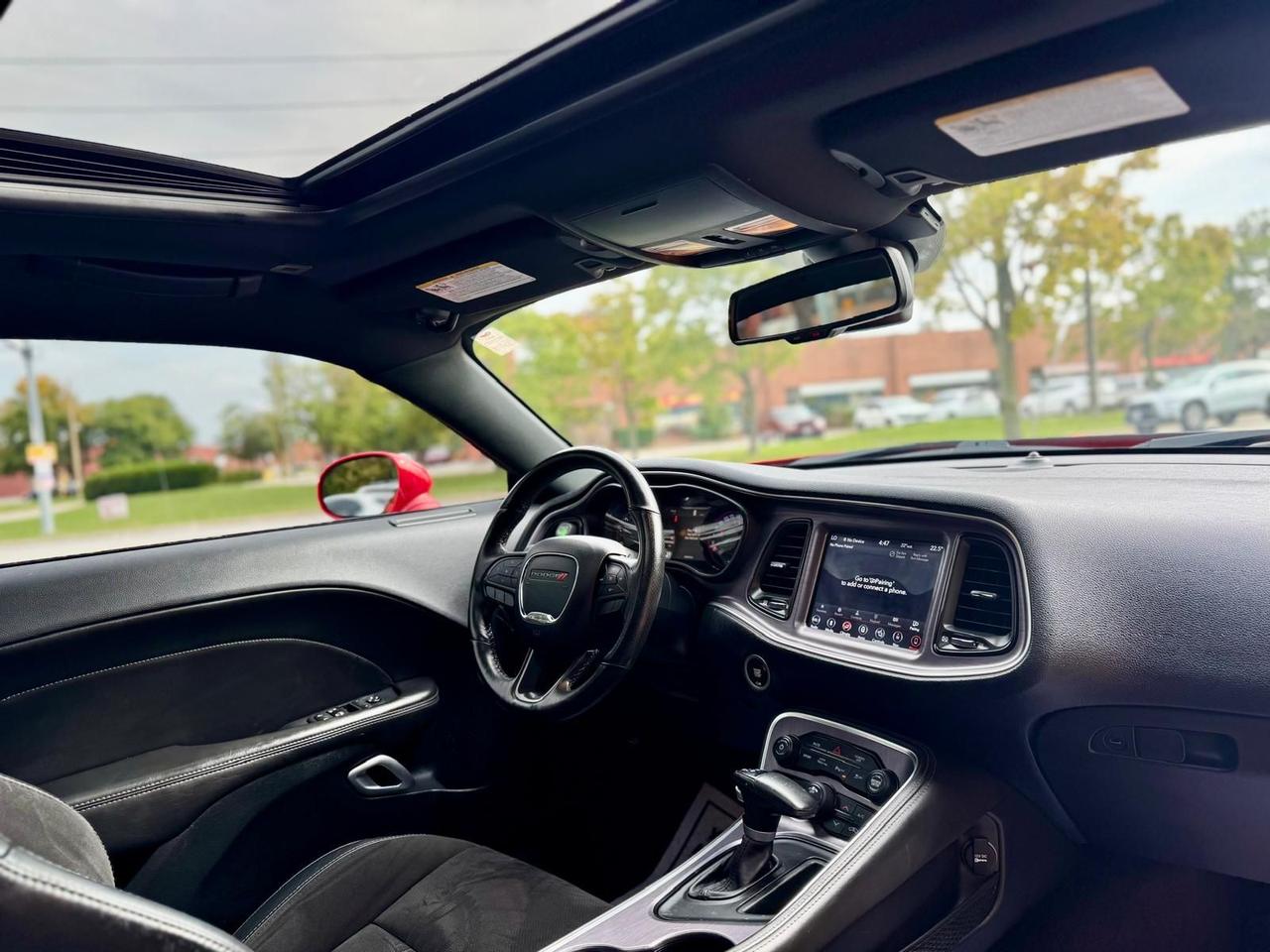 2018 Dodge Challenger SXT Plus Photo