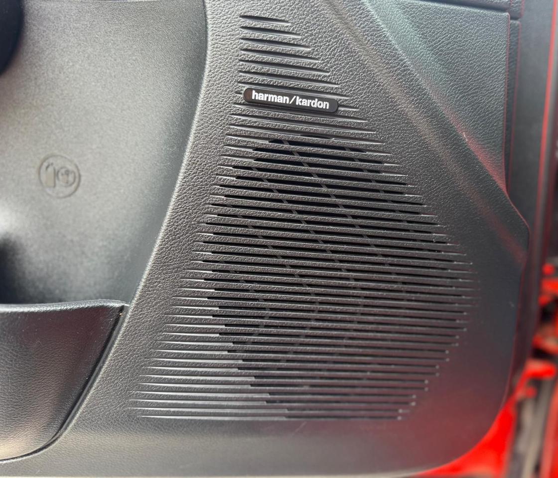 2018 Dodge Challenger SXT Plus - Photo #13