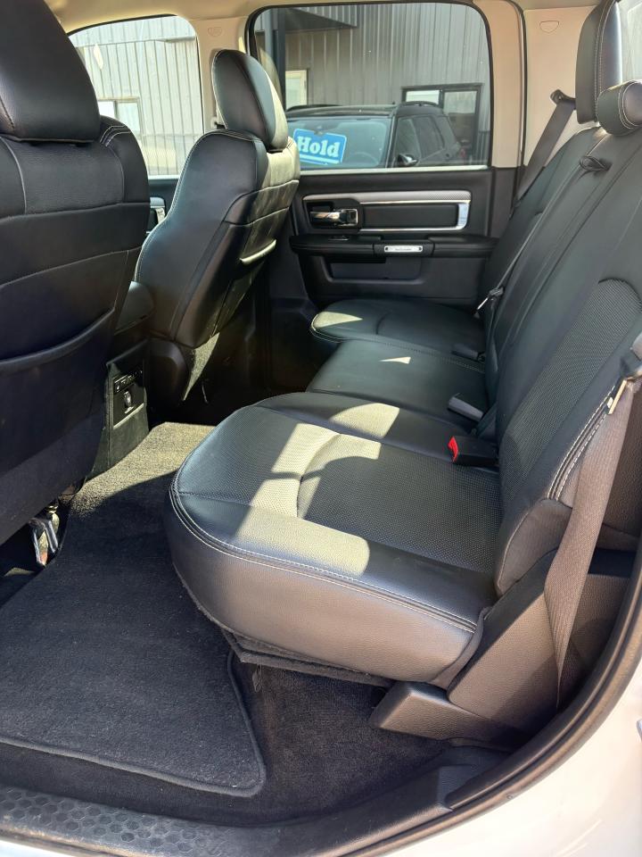 2017 RAM 2500 4WD CREW CAB 149" LARAMIE - Photo #16