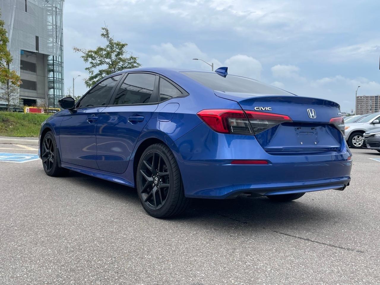 2022 Honda Civic SPORT CVT | CLEAN CARFAX | NO ACCIDENT | - Photo #6