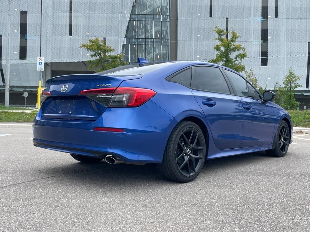 2022 Honda Civic SPORT CVT | CLEAN CARFAX | NO ACCIDENT | - Photo #4