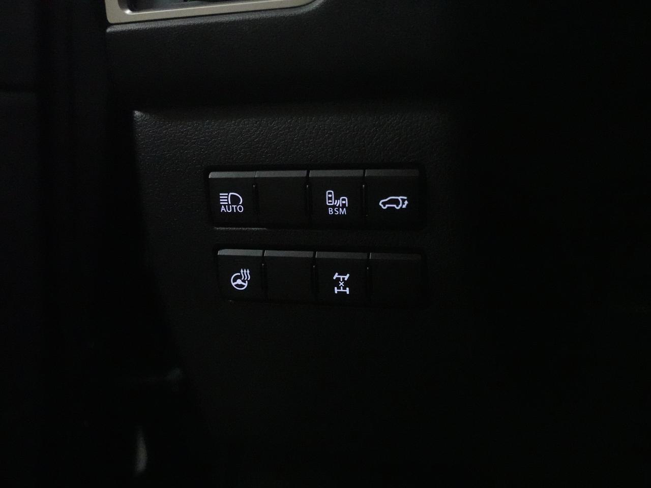 2021 Lexus NX AWD | Leather | Sunroof | ACC | BSM | CarPlay