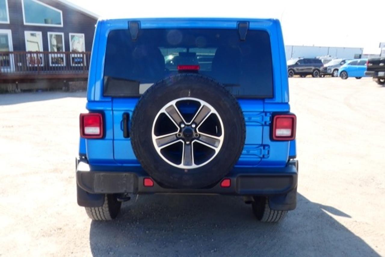 2023 Jeep Wrangler Sahara 4 Door 4x4 w/Htd cloth, NAV, BUC - Photo #7