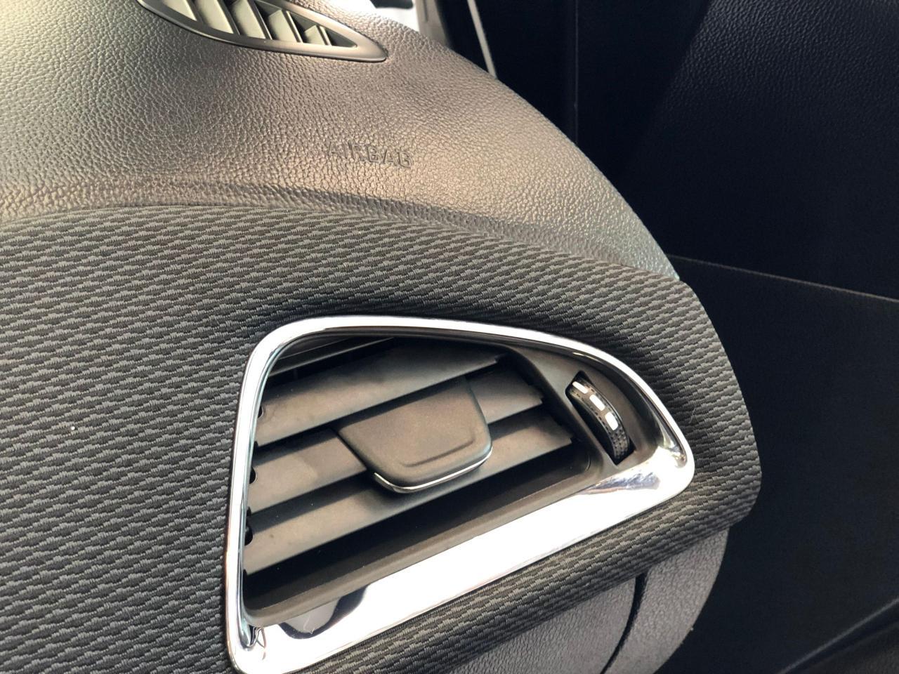 2018 Chevrolet Cruze LT+New Brakes+ApplePlay+Remote Start+CLEAN CARFAX - Photo #40