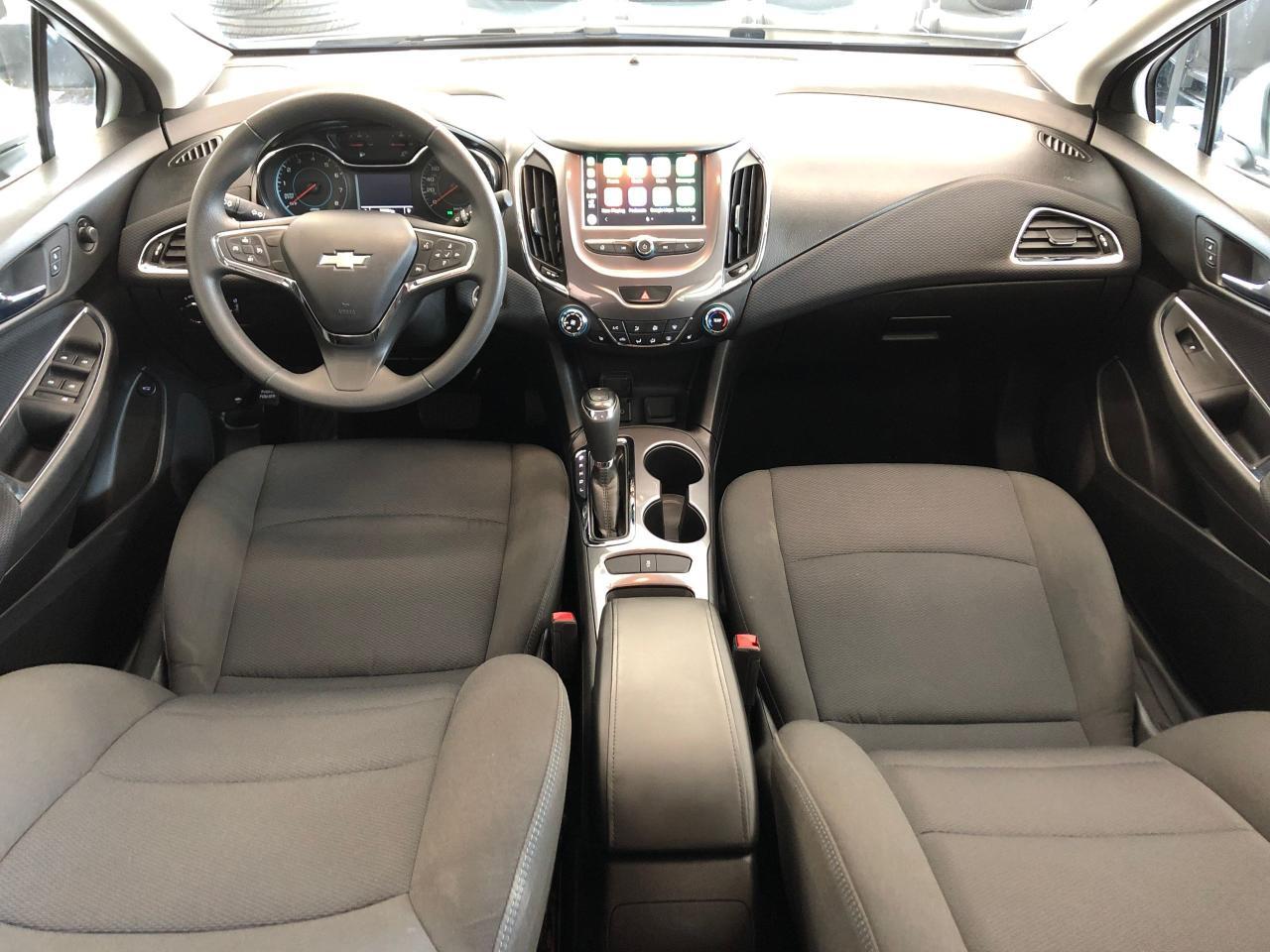 2018 Chevrolet Cruze LT+New Brakes+ApplePlay+Remote Start+CLEAN CARFAX Photo2