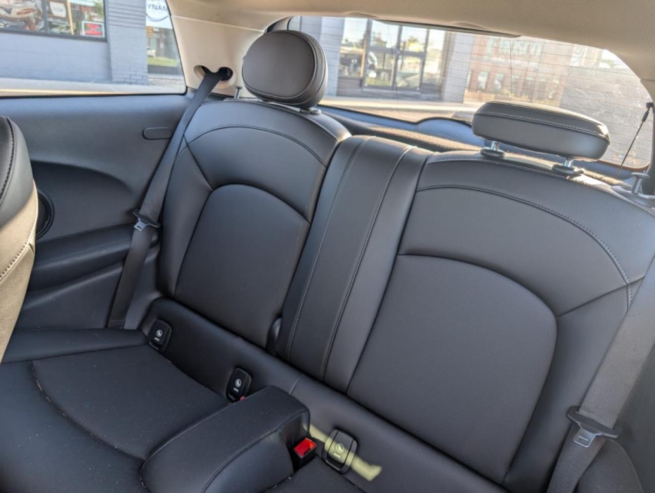 2017 MINI Cooper Hardtop 2 Door COOPER S / 40K / SUNROOF / AUTOMATIC - Photo #13