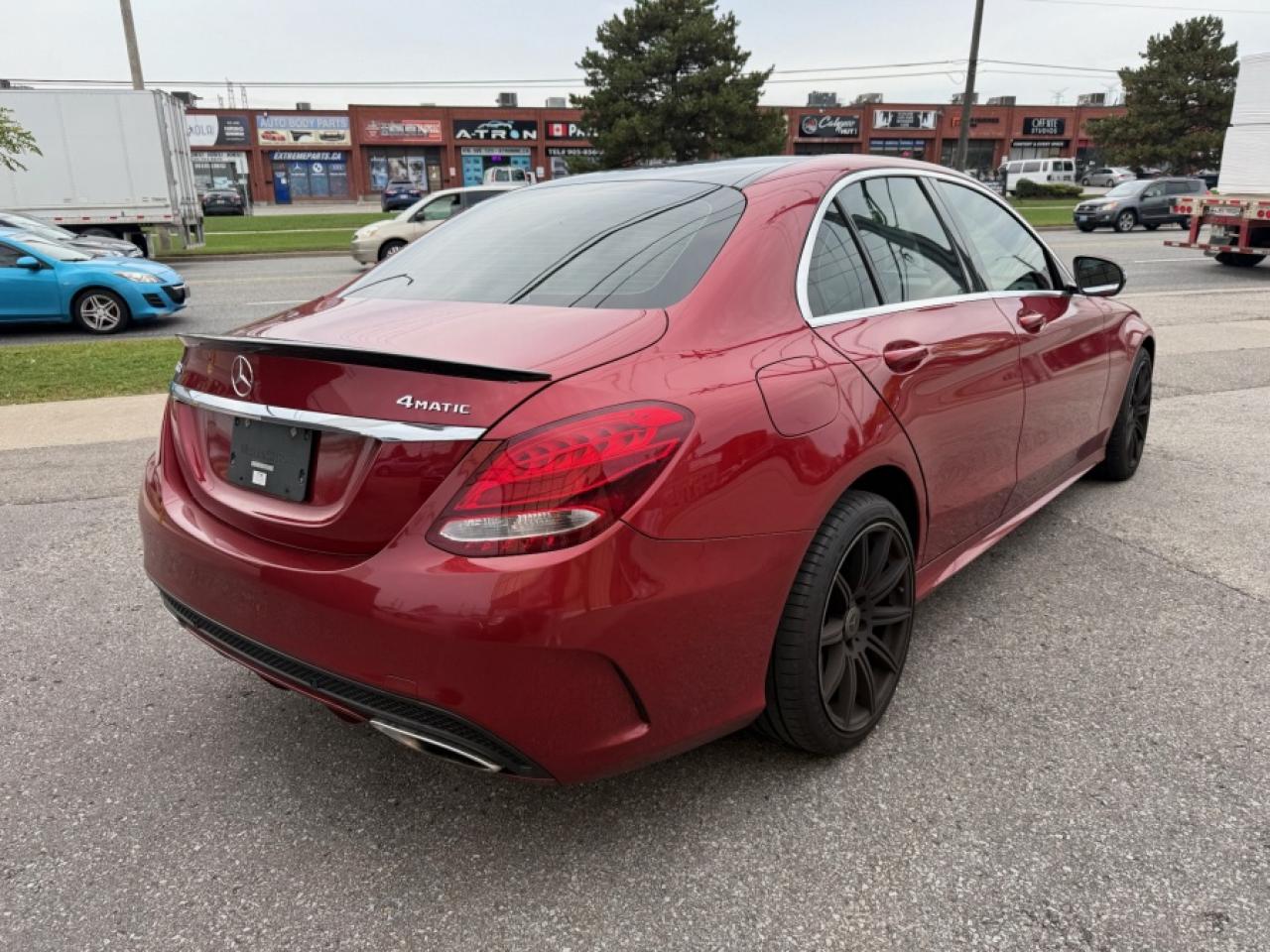 2017 Mercedes-Benz C-Class C 300 4MATIC/ LOW MILEAGE/ SUNROOF/ NAVIGATION/ BL - Photo #10