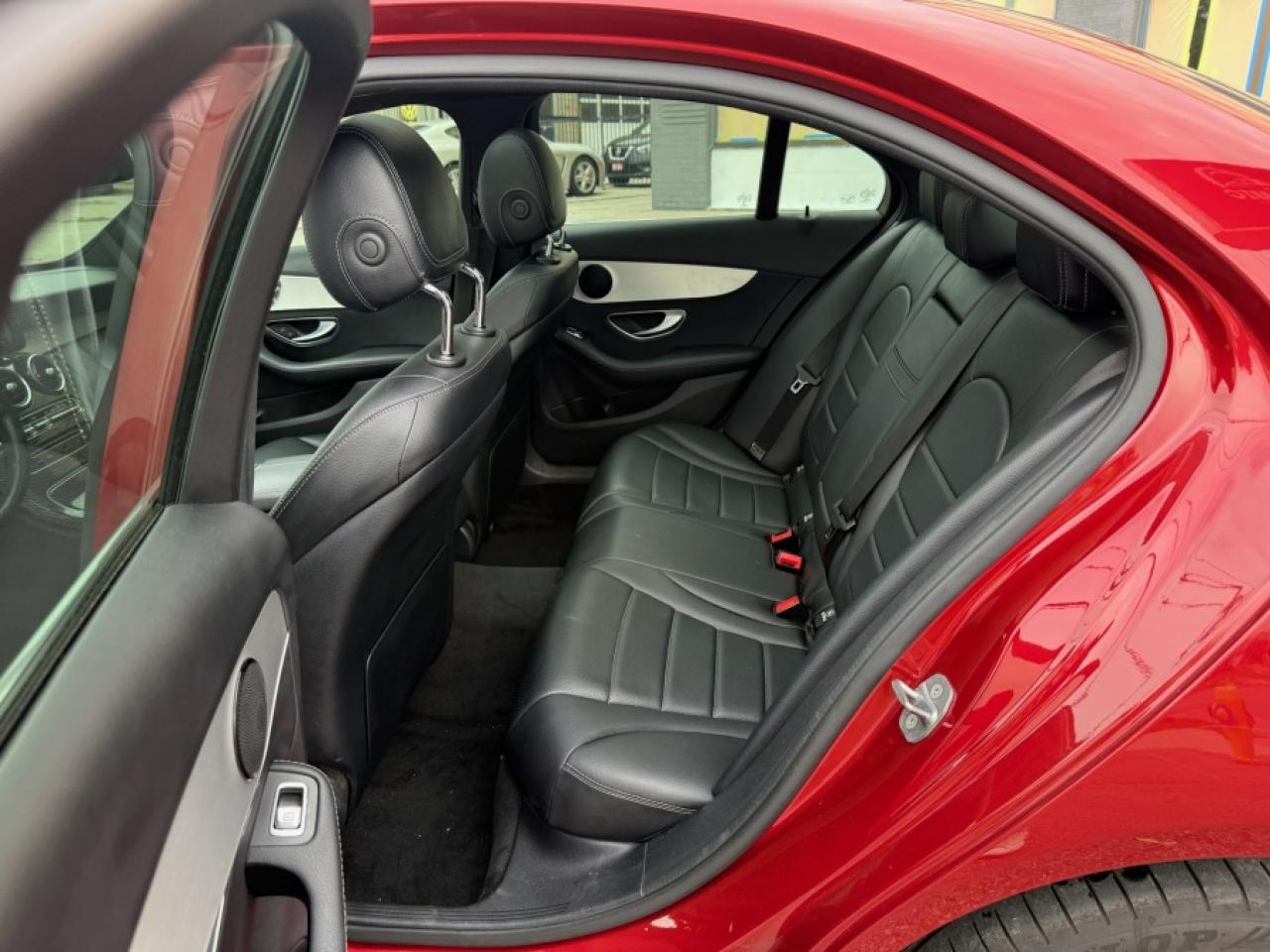 2017 Mercedes-Benz C-Class C 300 4MATIC/ LOW MILEAGE/ SUNROOF/ NAVIGATION/ BL - Photo #18