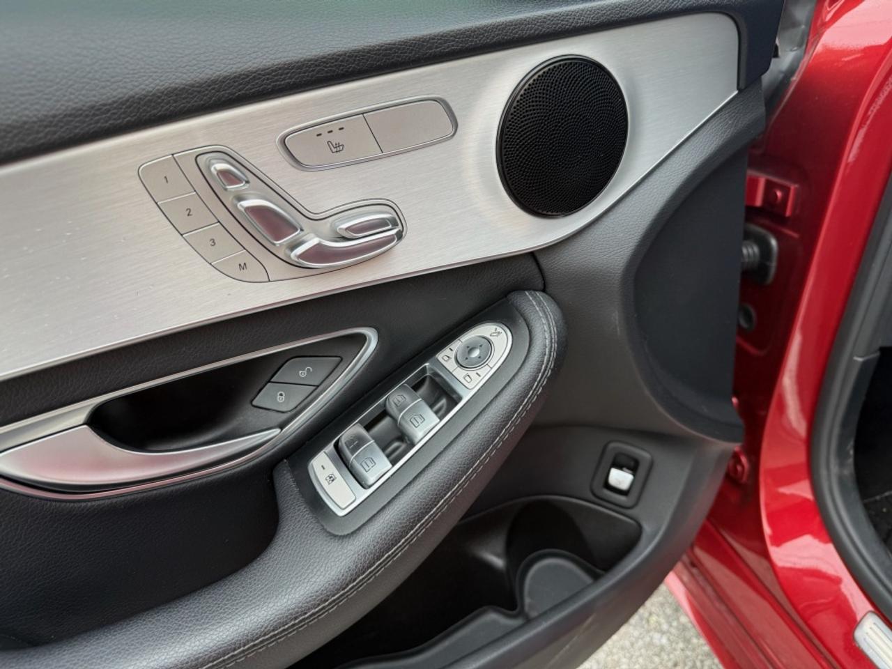 2017 Mercedes-Benz C-Class C 300 4MATIC/ LOW MILEAGE/ SUNROOF/ NAVIGATION/ BL - Photo #20