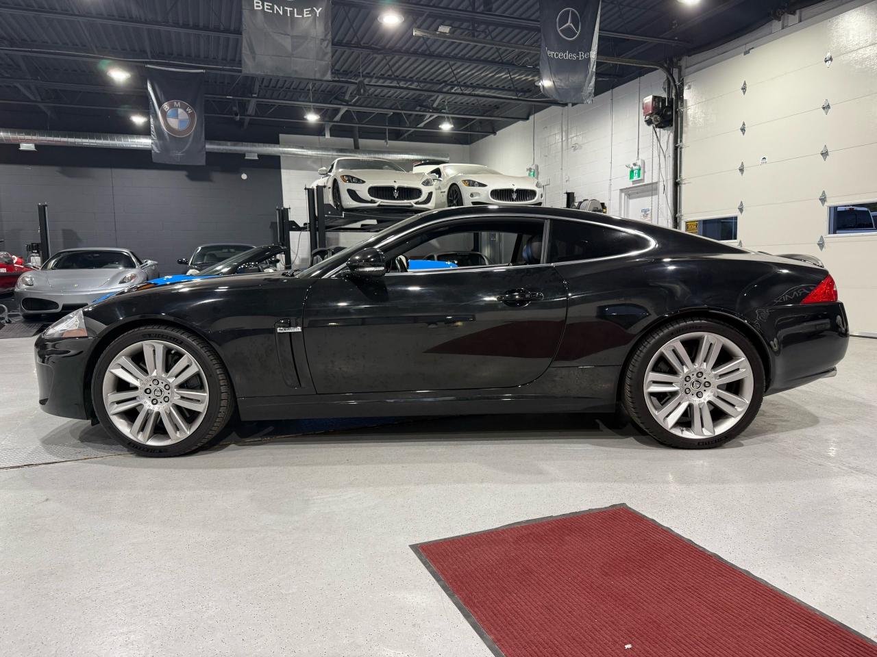 2010 Jaguar XK XKR Photo3