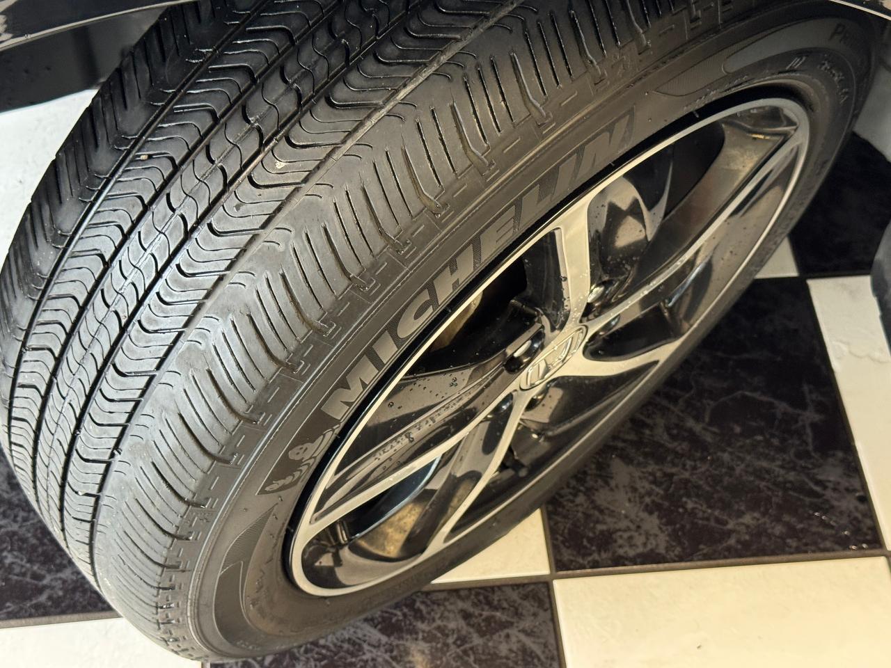 2019 Honda HR-V Sport AWD+ApplePlay+Remote Start+ACCIDENT FREE Photo4