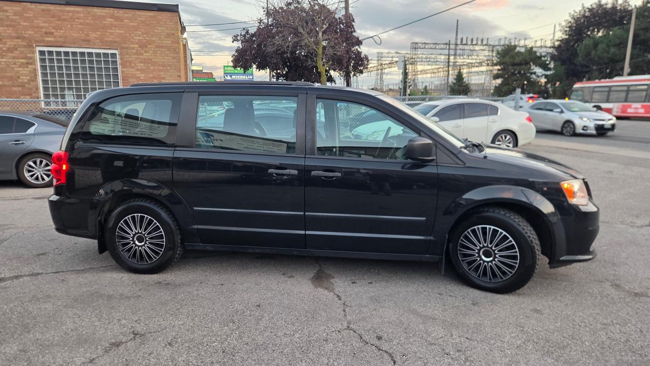 2016 Dodge Grand Caravan CANADA VALUE PACKAGE - Photo #5