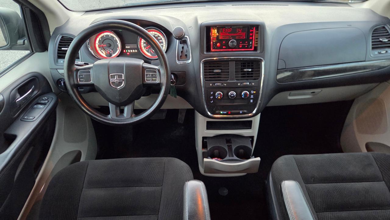 2016 Dodge Grand Caravan CANADA VALUE PACKAGE - Photo #12