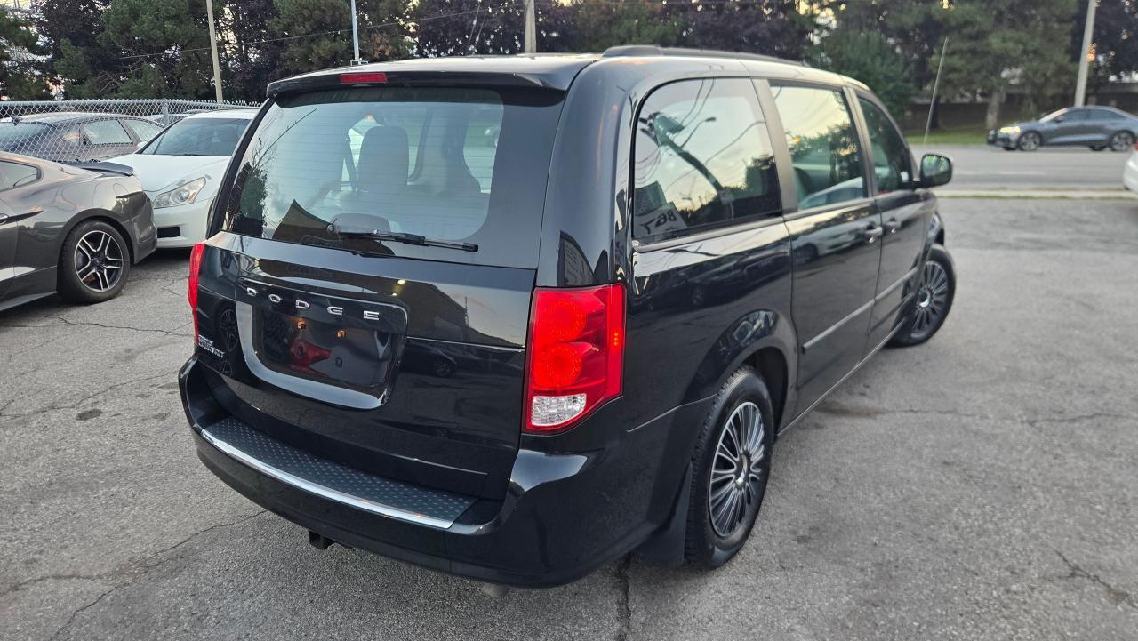 2016 Dodge Grand Caravan CANADA VALUE PACKAGE - Photo #4