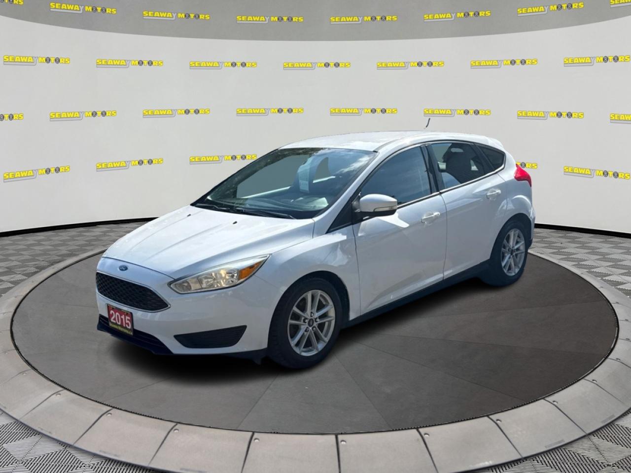 2015 Ford Focus SE - Photo #8