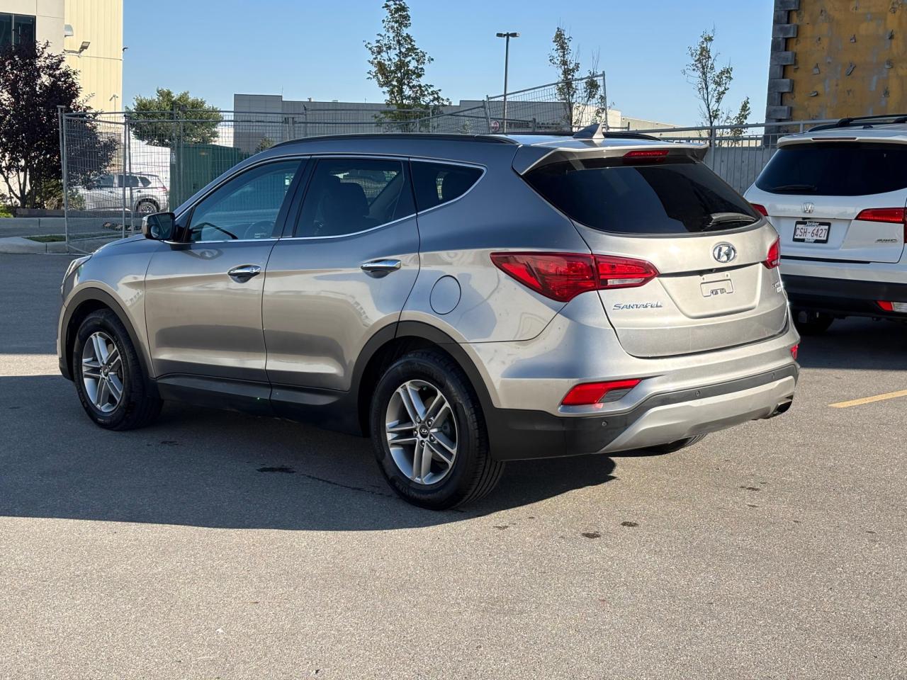 2018 Hyundai Santa Fe Sport Sport Value Pkg ,Sport Premium pkg, Sport Tech pkg, Sport 2.0T Base Photo2
