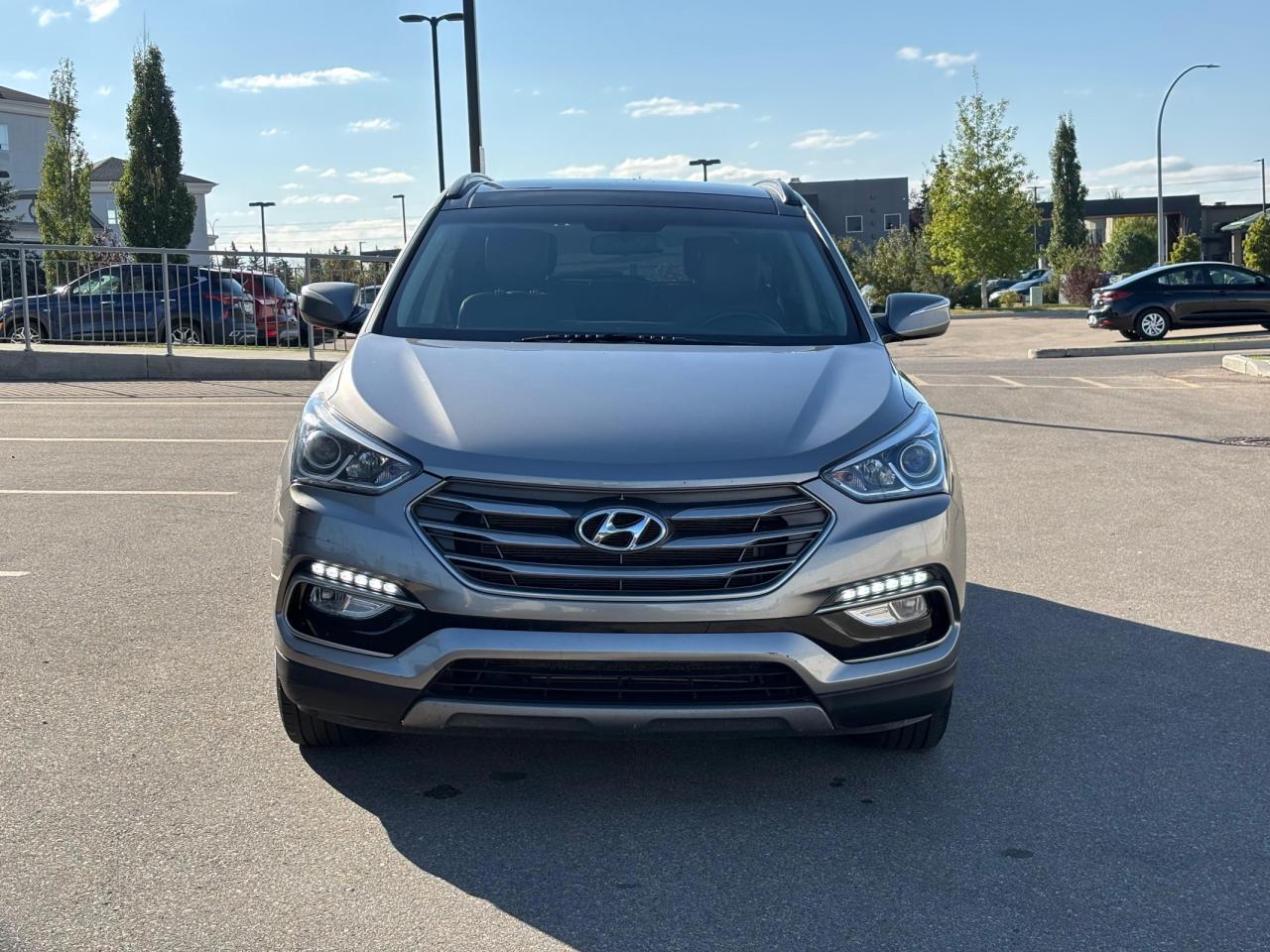 2018 Hyundai Santa Fe Sport Sport Value Pkg ,Sport Premium pkg, Sport Tech pkg, Sport 2.0T Base Photo4