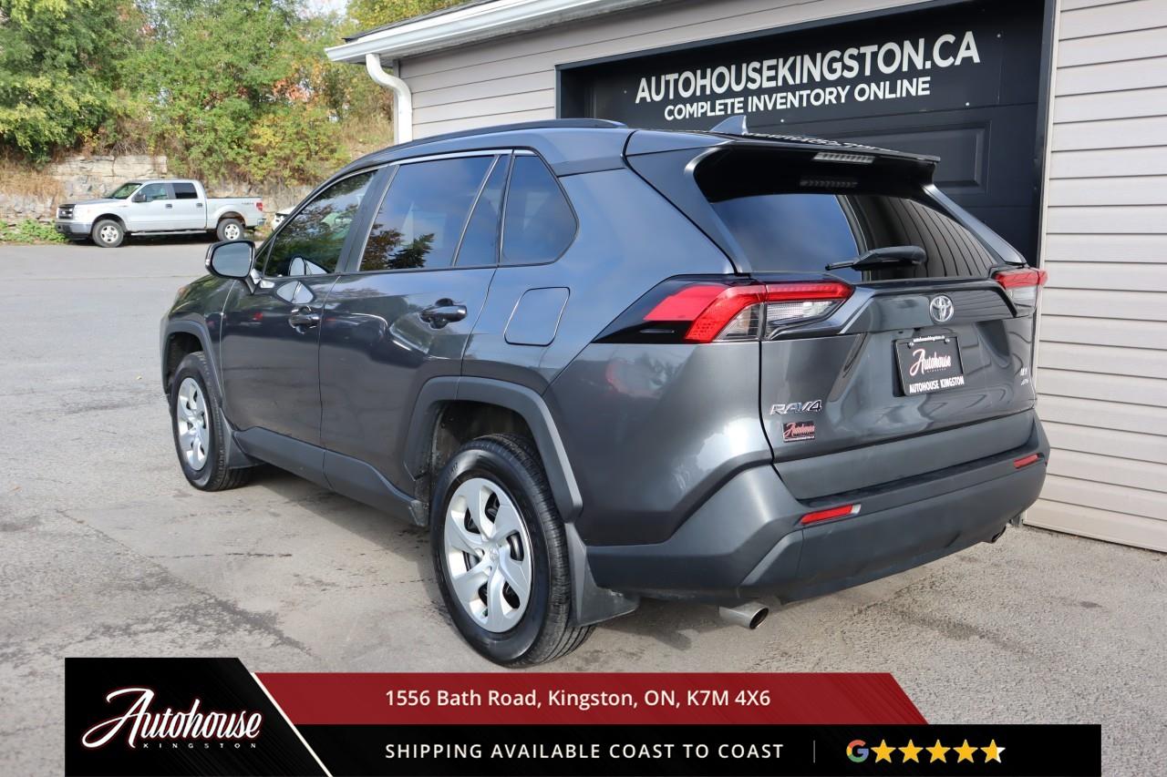 2021 Toyota RAV4 LE REARVIEW CAM - AWD Photo3