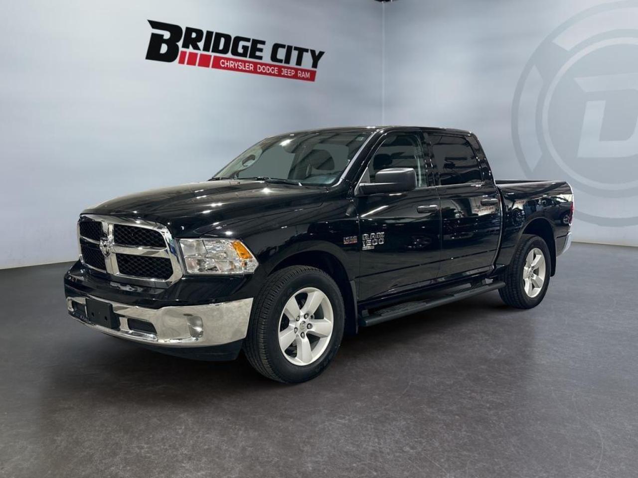 Used 2024 RAM 1500 Classic Tradesman 5.7L Hemi - Side Steps - 6 Passenger - 20 Wheels - SXT pkg - Low Km's! for sale in Lethbridge, AB