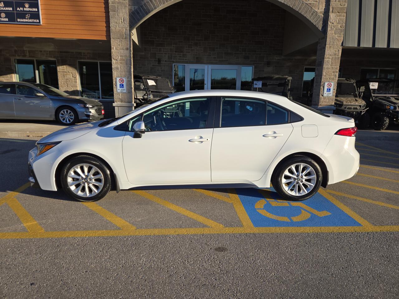 2021 Toyota Corolla SE Photo0