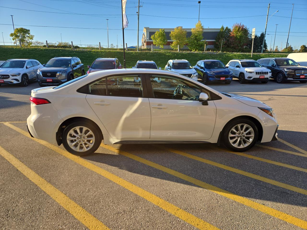 2021 Toyota Corolla SE Photo