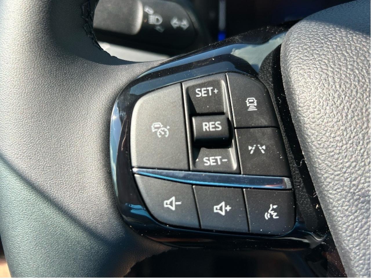 2025 Ford Escape Active  - Power Liftgate - Tech Package Photo