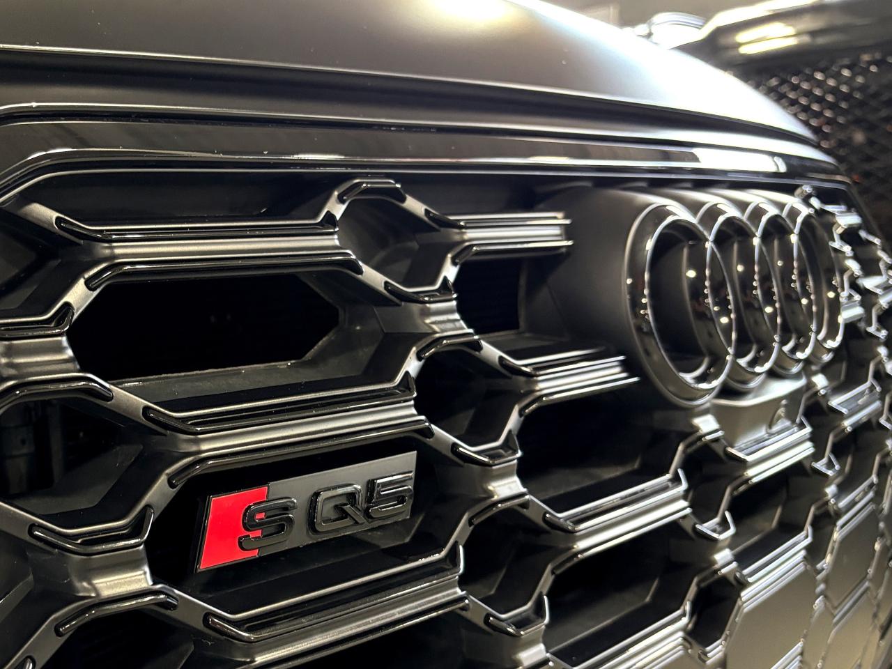 2024 Audi SQ5 Technik|QUATTRO|MATTEBLACKWRAP|NAV|CARBON|BOAUDIO| Photo2