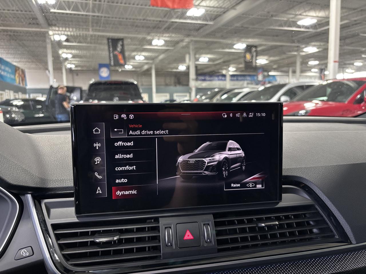 2024 Audi SQ5 Technik|QUATTRO|MATTEBLACKWRAP|NAV|CARBON|BOAUDIO| - Photo #32
