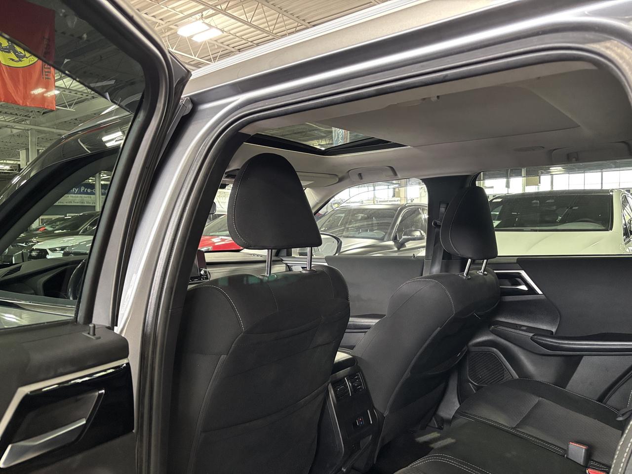 2022 Mitsubishi Outlander SE S-AWC|7PASSENGER|ALLOYS|PANOROOF|SAFETYTECH|+++ Photo