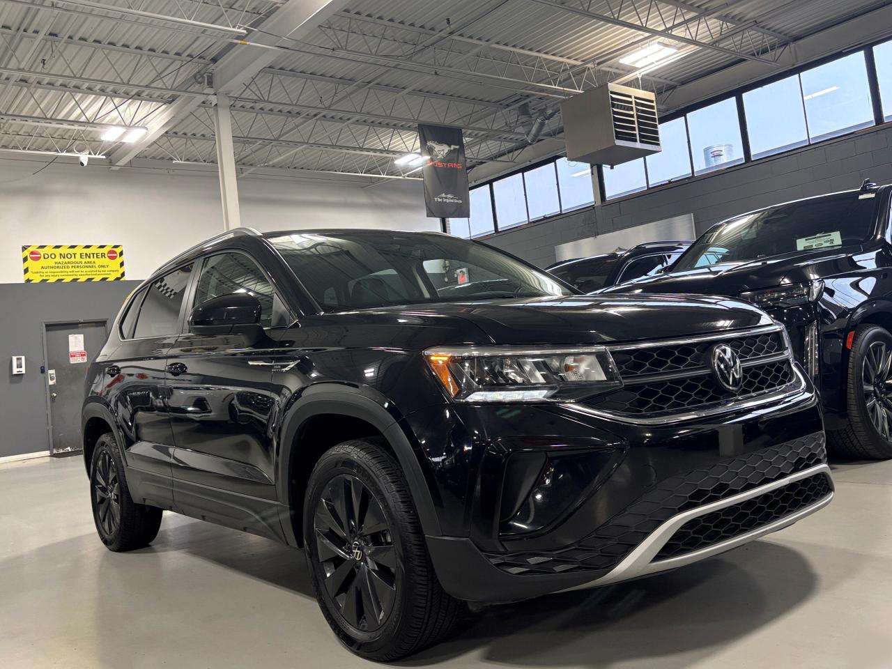 2024 Volkswagen Taos Comfortline|PANOROOF|LEATHER|CARPLAY|BACKUPCAM|+++ - Photo #2