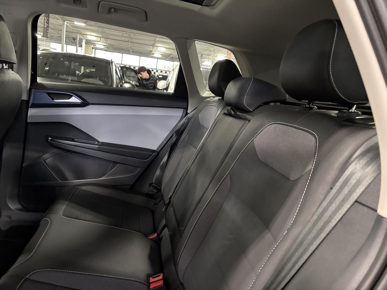 2024 Volkswagen Taos Comfortline|PANOROOF|LEATHER|CARPLAY|BACKUPCAM|+++ - Photo #9