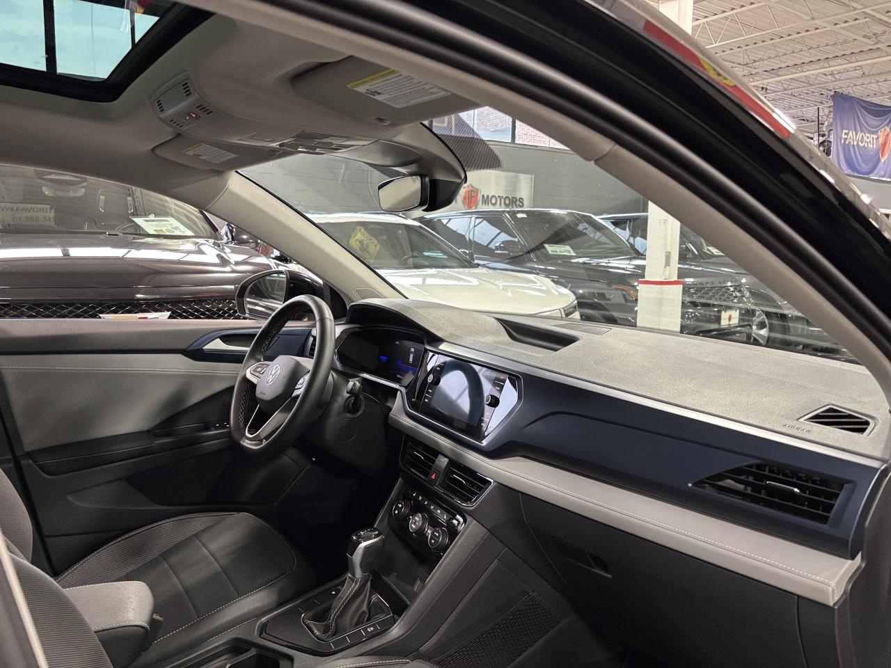 2024 Volkswagen Taos Comfortline|PANOROOF|LEATHER|CARPLAY|BACKUPCAM|+++ - Photo #12