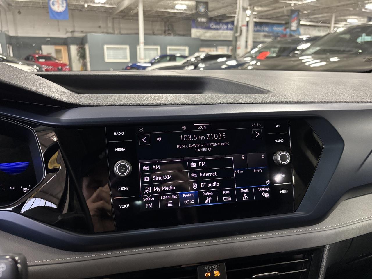 2024 Volkswagen Taos Comfortline|PANOROOF|LEATHER|CARPLAY|BACKUPCAM|+++ - Photo #19