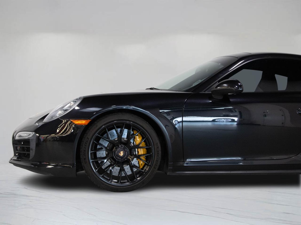 2014 Porsche 911 COUPE | TURBO S | 20"RIM | SUNROOF | NAV Photo