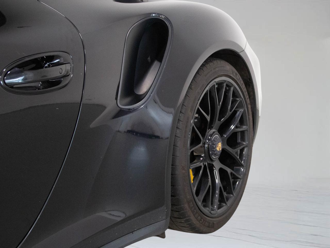 2014 Porsche 911 COUPE | TURBO S | 20"RIM | SUNROOF | NAV Photo