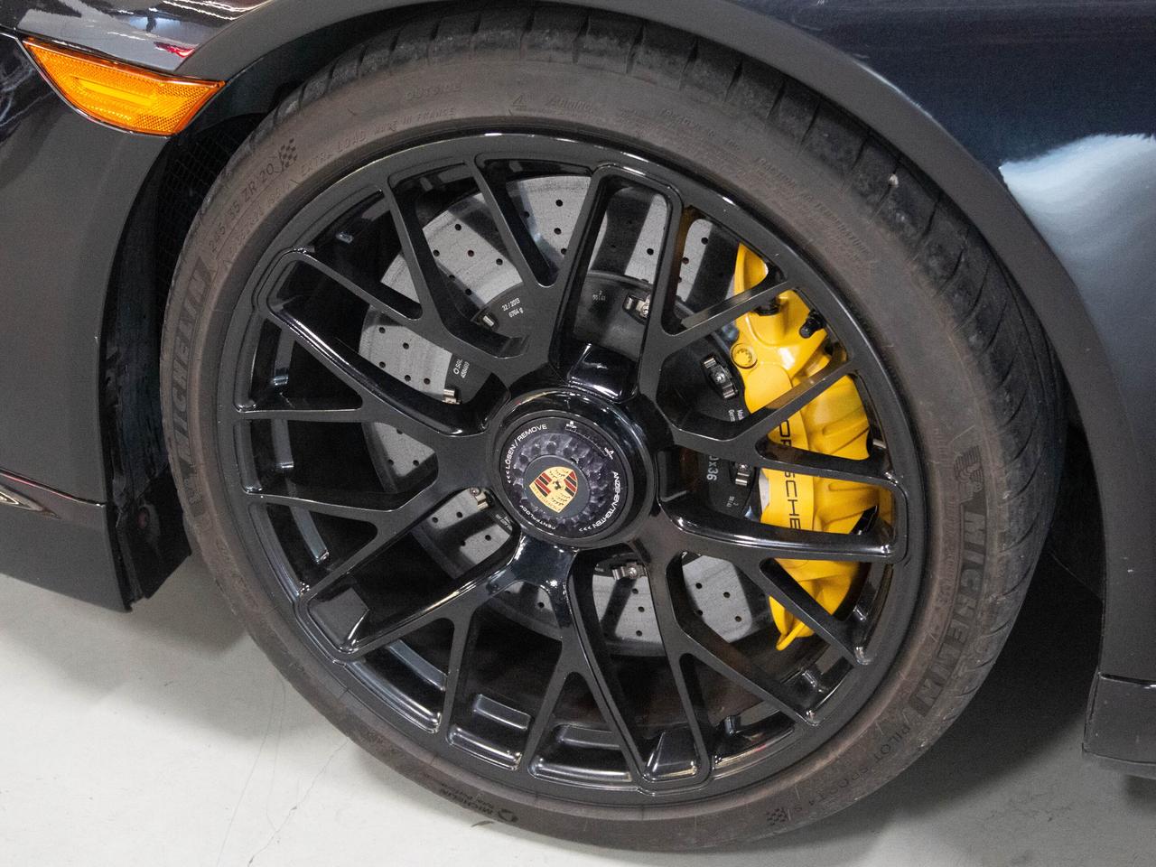 2014 Porsche 911 COUPE | TURBO S | 20"RIM | SUNROOF | NAV Photo
