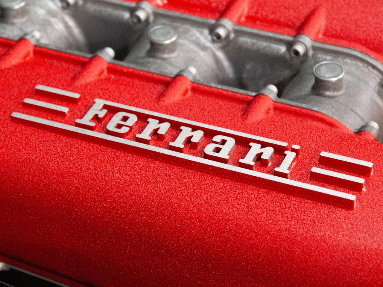 2010 Ferrari 458 ITALIA COUPE | 20"RIM | CARBON FIBRE PKG | BUCKET SEATS Photo