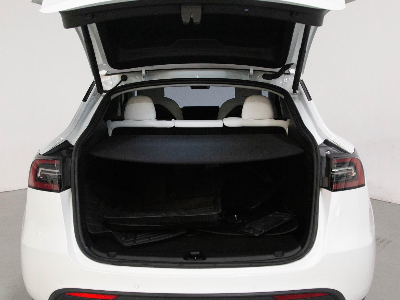 2022 Tesla Model Y LONG RANGE | FSD AUTOPILOT | 360 VIEW | 20"RIM Photo