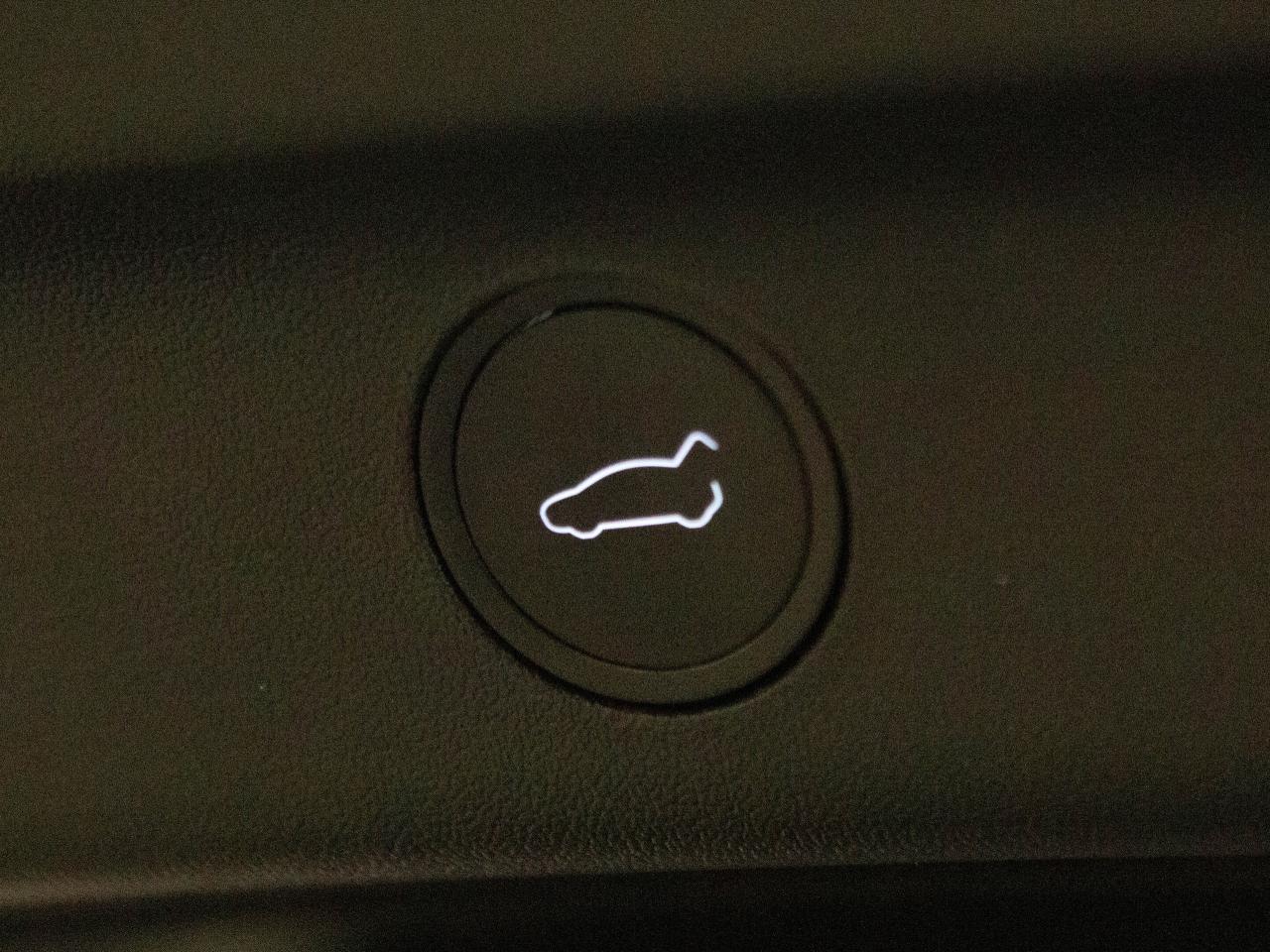 2022 Tesla Model Y LONG RANGE | FSD AUTOPILOT | 360 VIEW | 20"RIM Photo