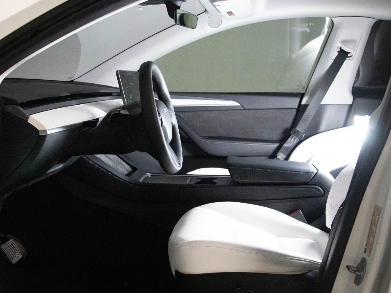 2022 Tesla Model Y LONG RANGE | FSD AUTOPILOT | 360 VIEW | 20"RIM Photo