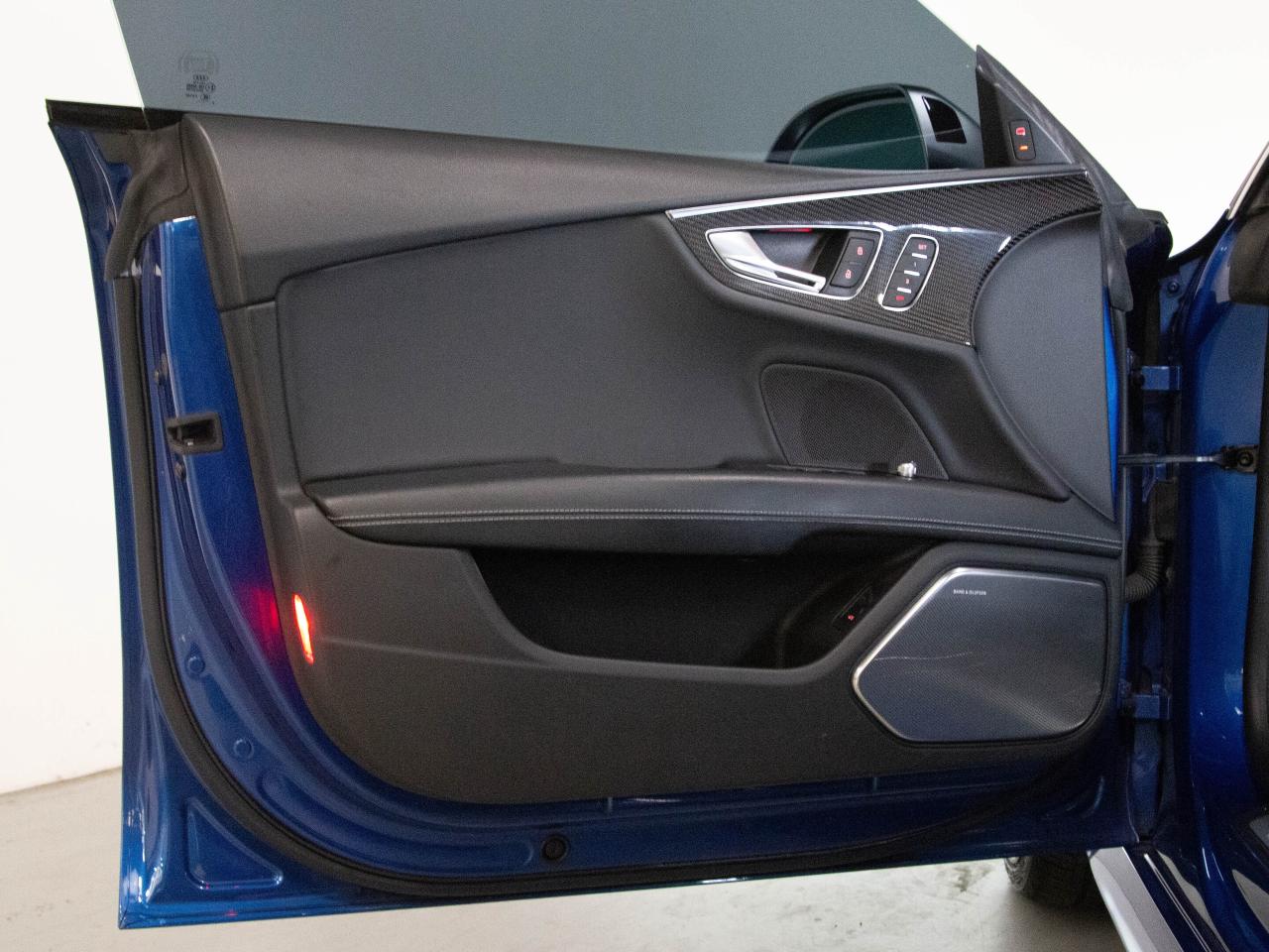 2015 Audi RS 7 B&O SOUND | 21" RIM | DIAMOND STITCH | REAR HEATED Photo