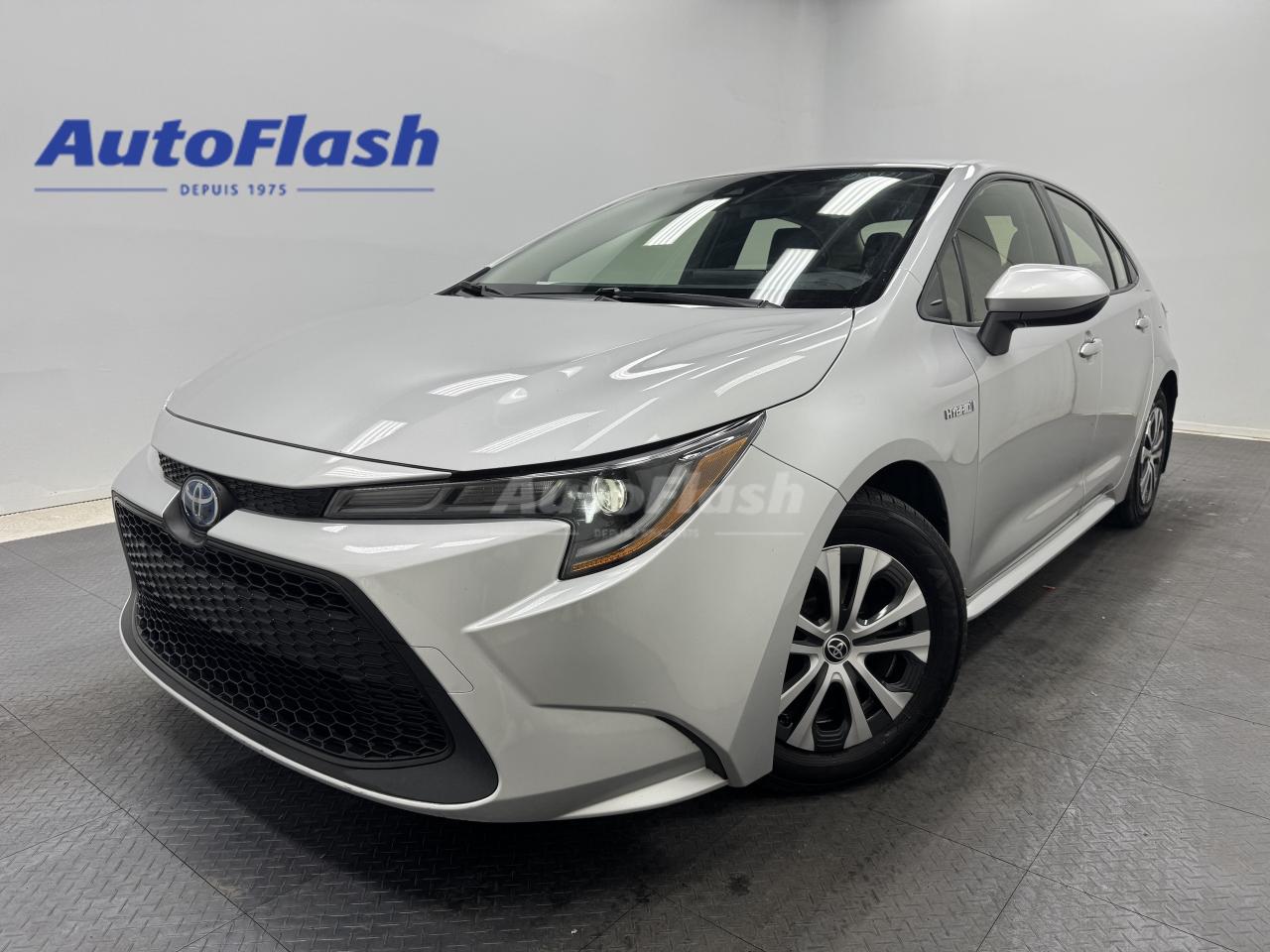 Used 2021 Toyota Corolla HYBRID, CAMERA, BLUETOOTH, CARPLAY, SIEGES CHAUFF for sale in Saint-Hubert, QC